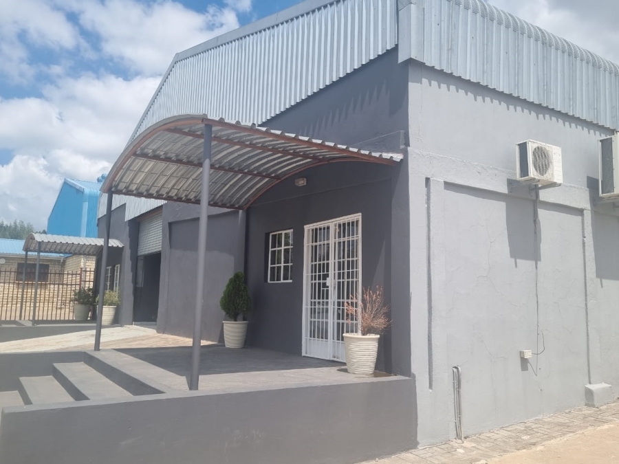  Bedroom Property for Sale in Ladybrand Free State